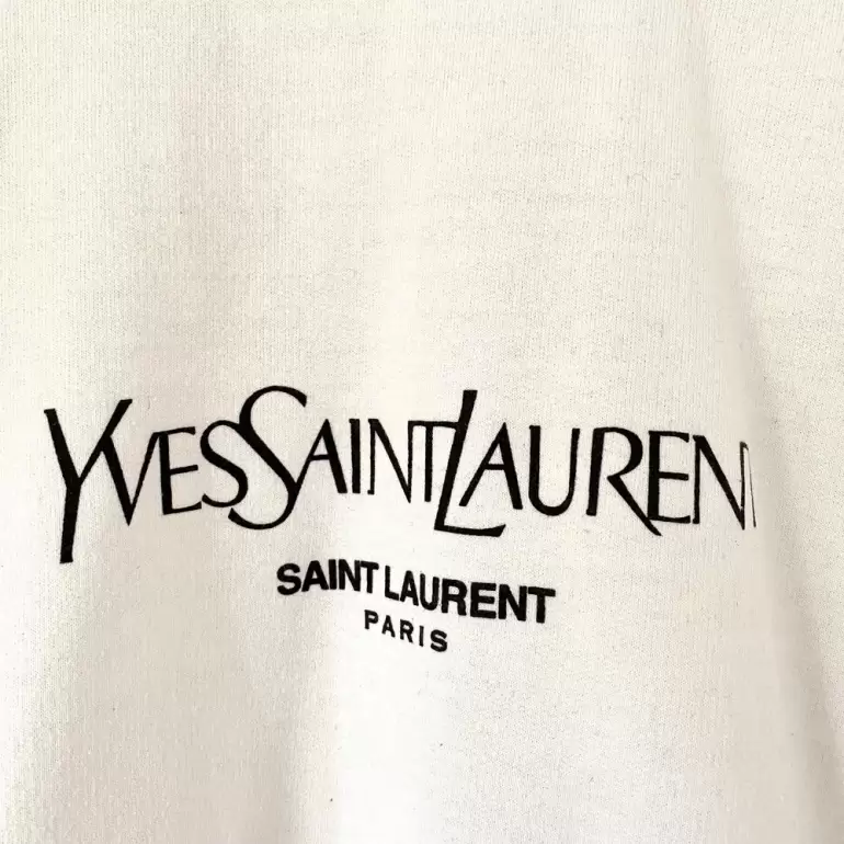 Buzo Yves Saint Laurent